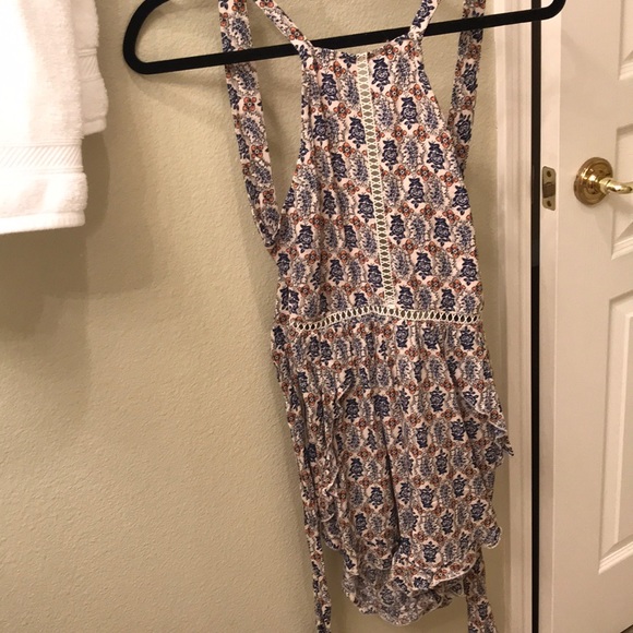 Romper - Picture 2 of 2